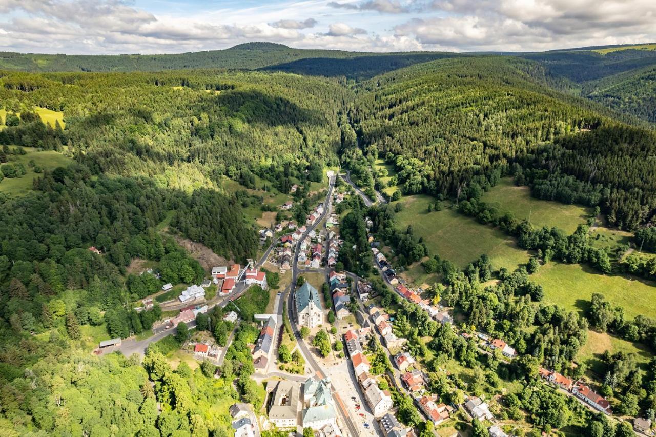Apartmany Nad Slikovkou Jáchymov Eksteriør bilde